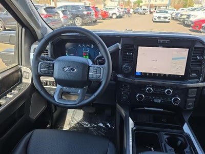 2025 Ford Super Duty LARIAT