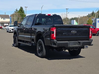 2025 Ford Super Duty LARIAT