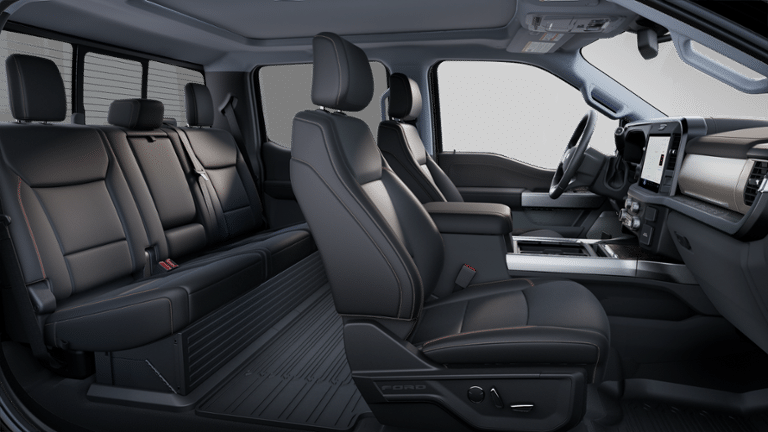 2025 Ford Super Duty LARIAT