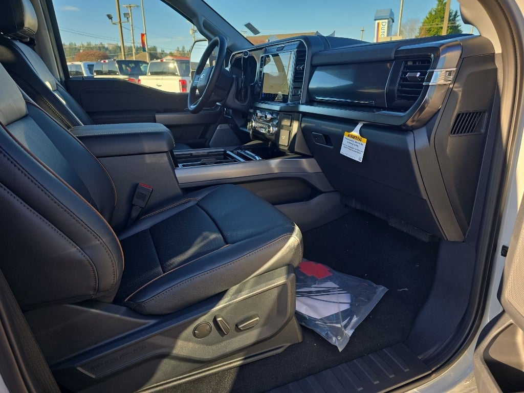 2026 Ford Super Duty LARIAT