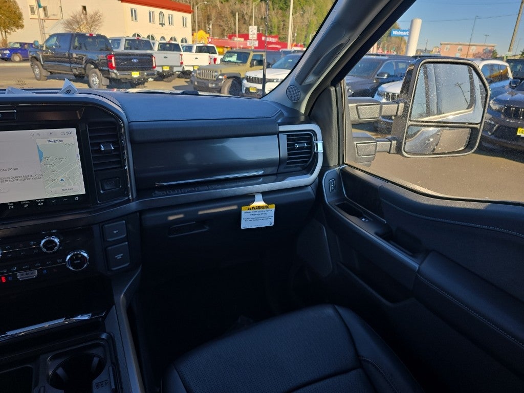 2026 Ford Super Duty LARIAT