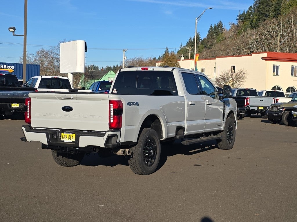 2026 Ford Super Duty LARIAT