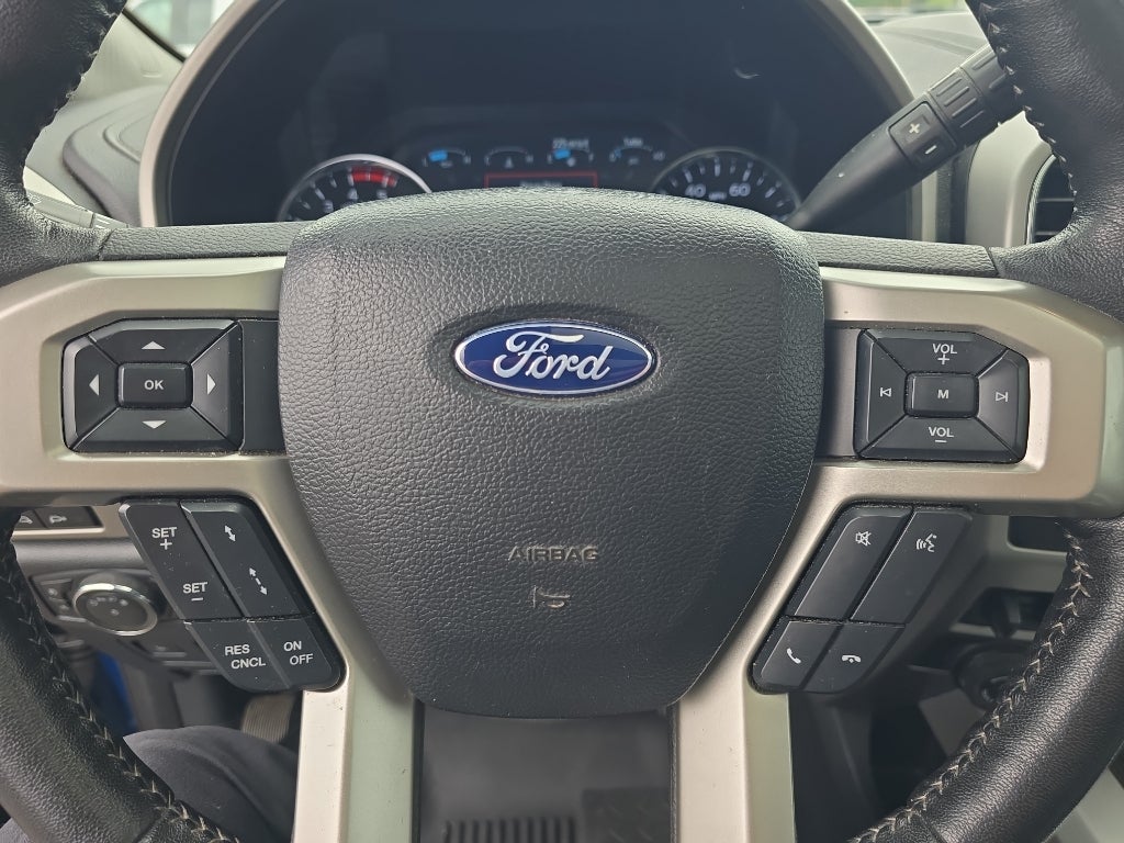 2020 Ford F-350 Super Duty LARIAT