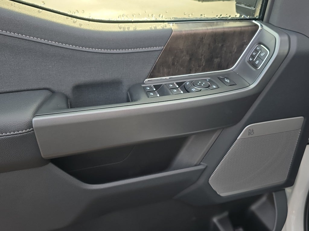 2026 Ford Super Duty LARIAT