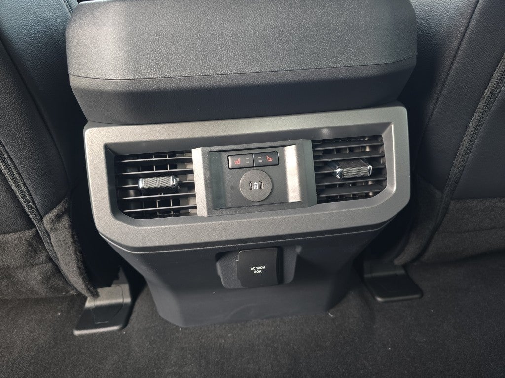 2026 Ford Super Duty LARIAT