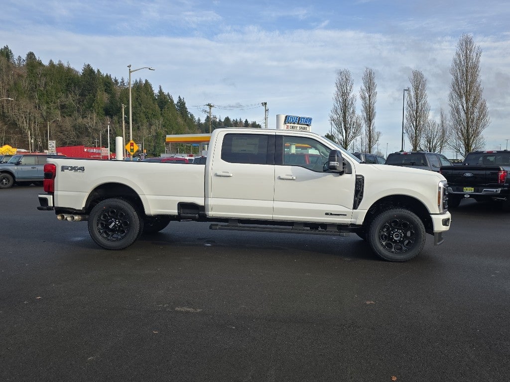 2026 Ford Super Duty LARIAT