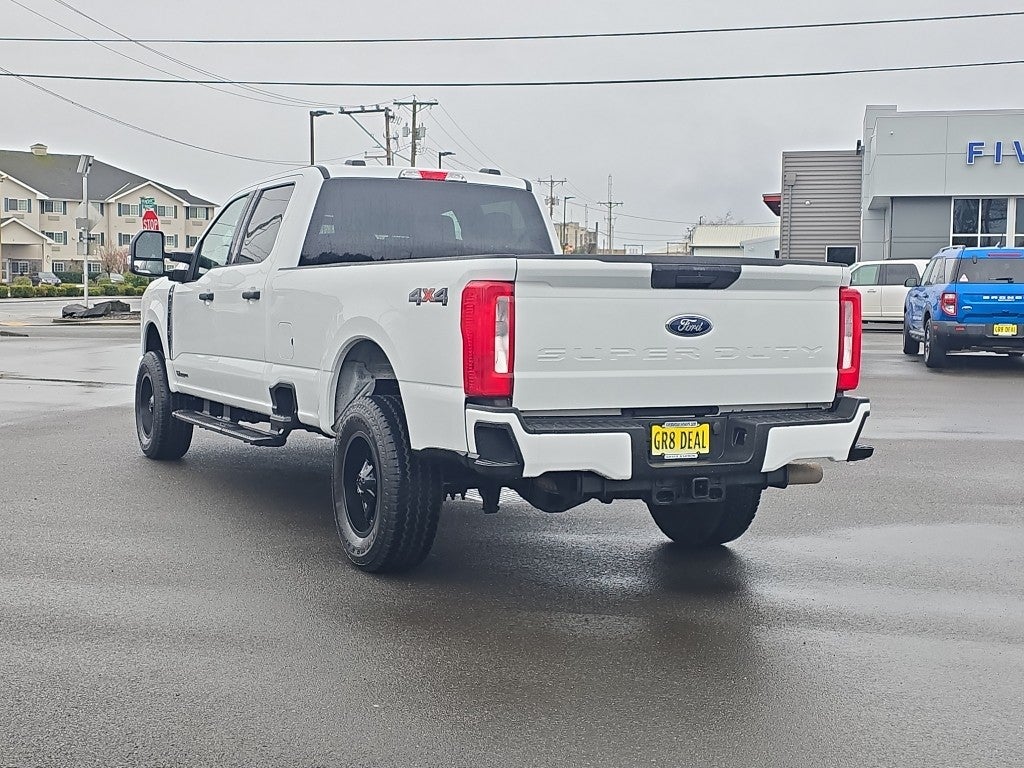 2024 Ford F-350 Super Duty XLT