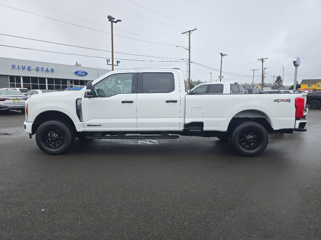 2024 Ford F-350 Super Duty XLT