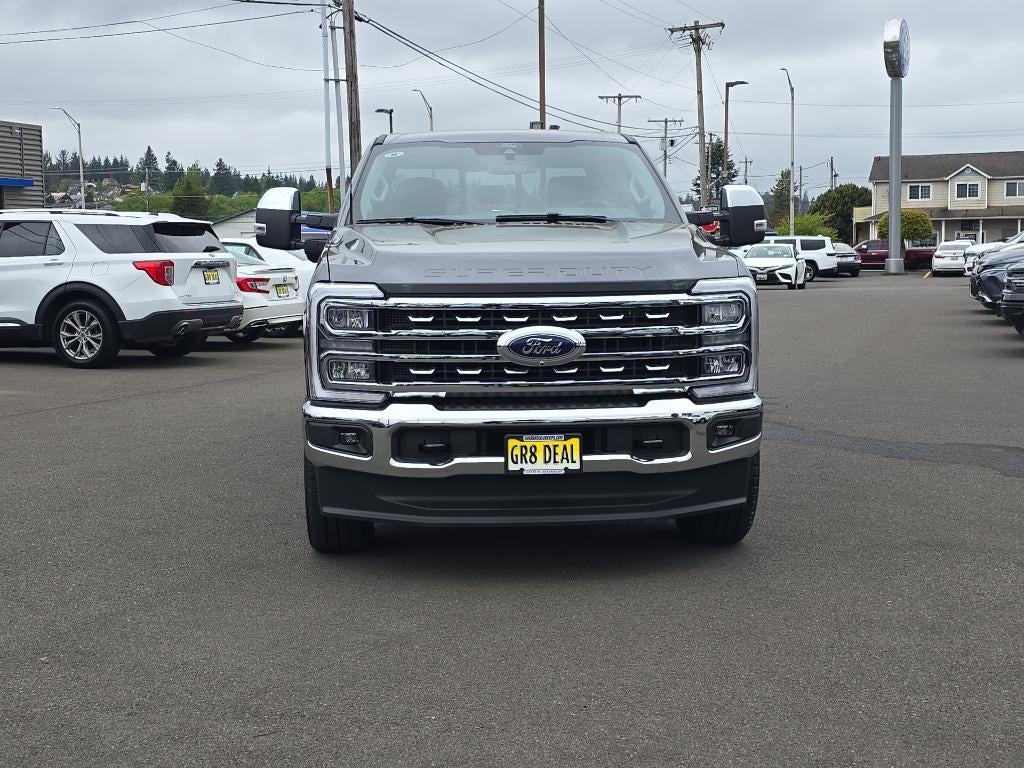 2025 Ford Super Duty LARIAT