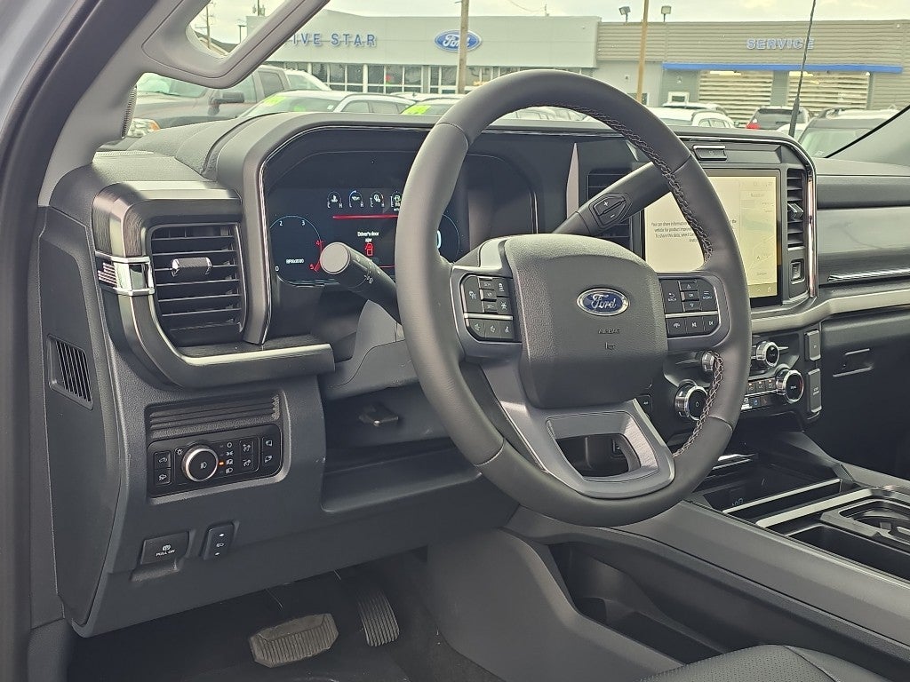 2026 Ford Super Duty LARIAT