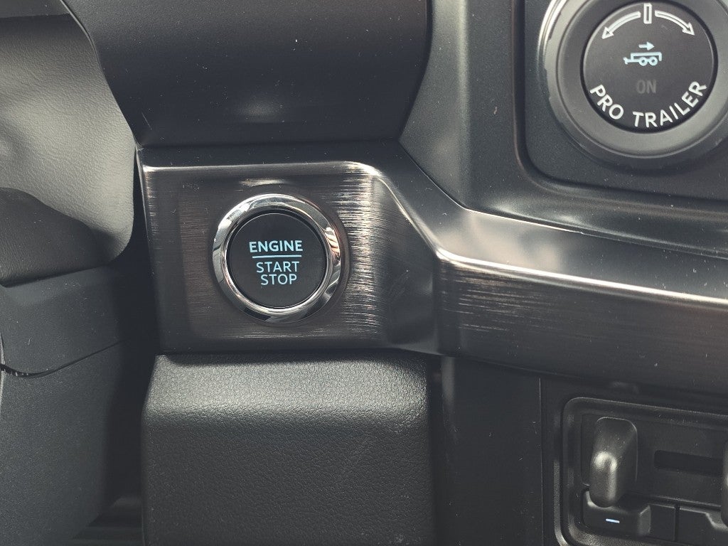 2026 Ford Super Duty LARIAT