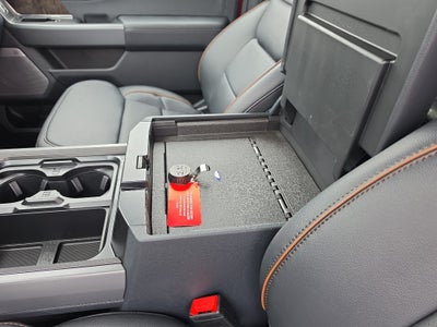 2026 Ford Super Duty LARIAT