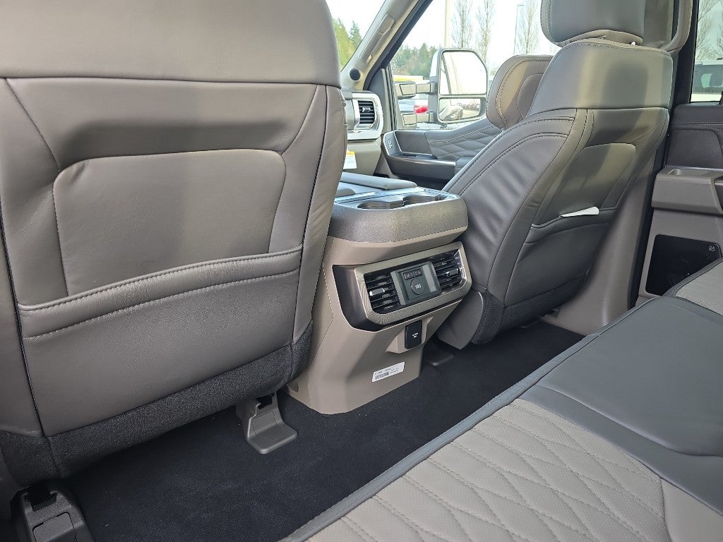 2026 Ford Super Duty Platinum