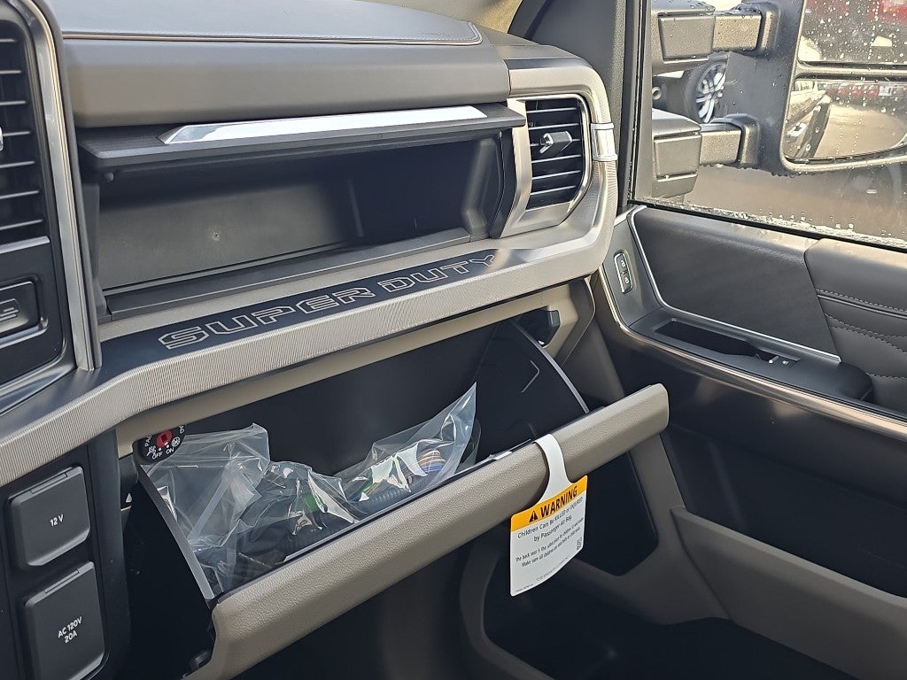 2026 Ford Super Duty Platinum