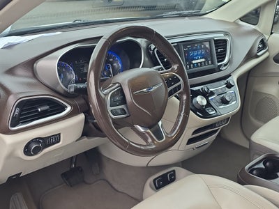 2021 Chrysler Voyager LXI