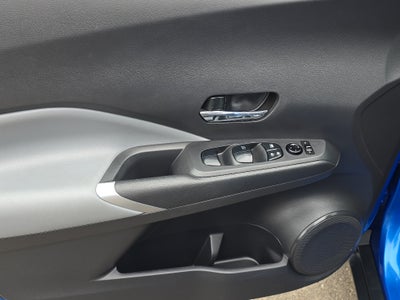 2021 Nissan Kicks SR