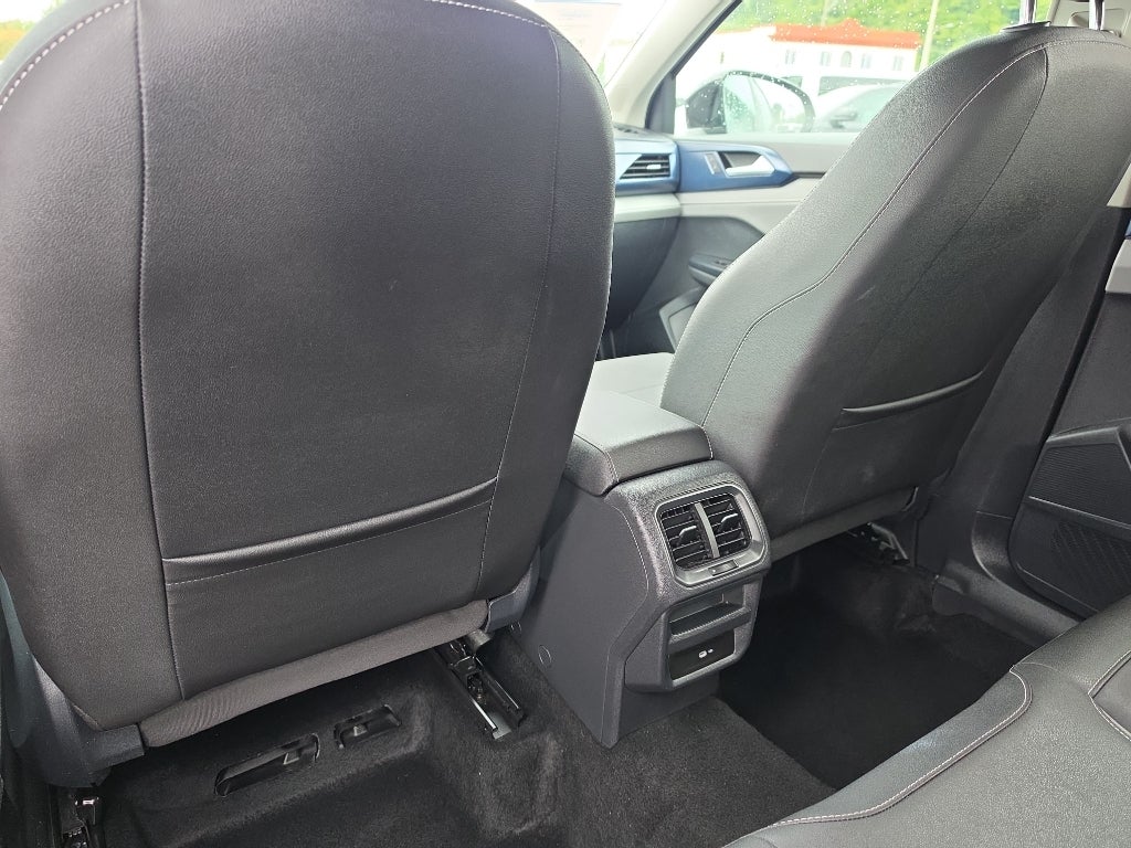 2024 Volkswagen Taos SE