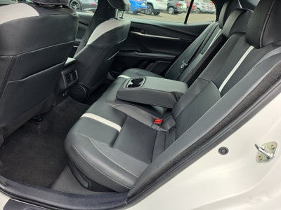 2025 Toyota Camry Hybrid SE