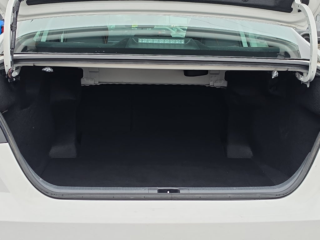 2025 Toyota Camry Hybrid SE