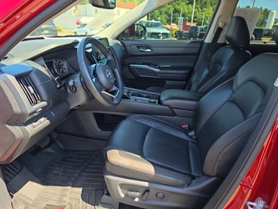 2022 Nissan Pathfinder SL