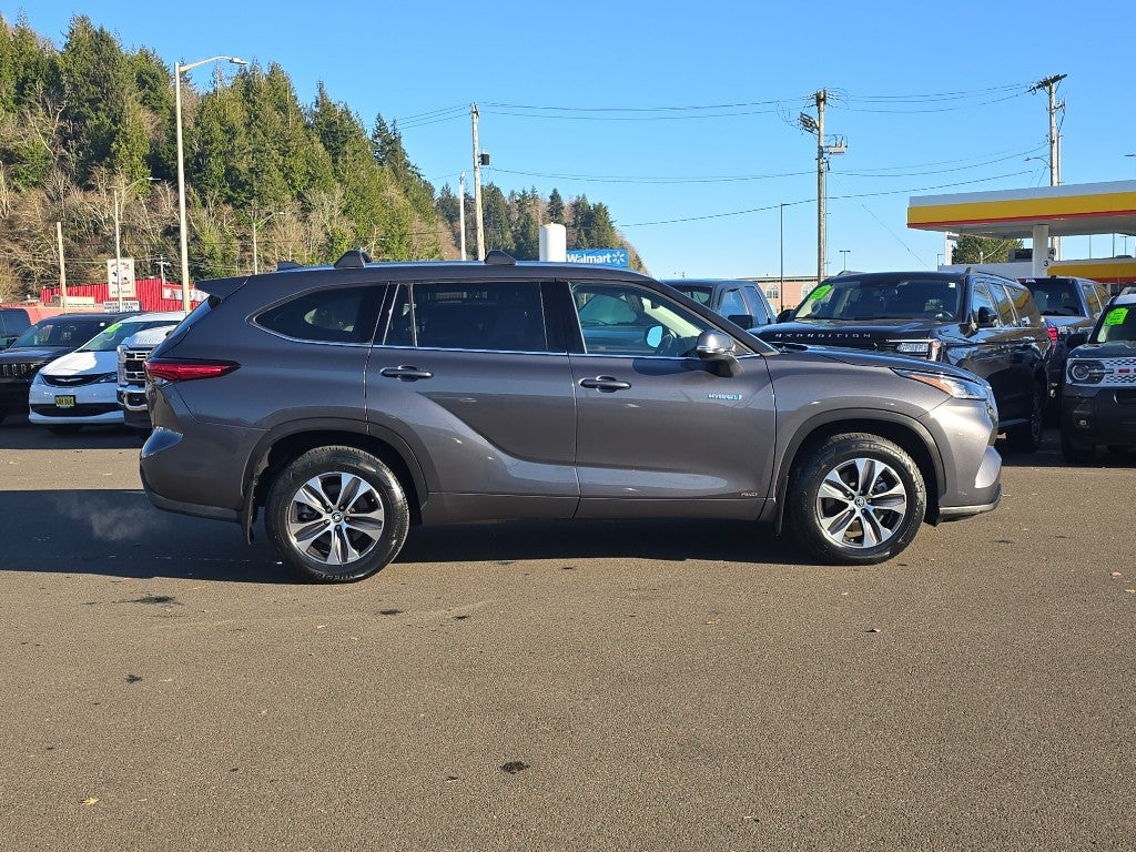 2020 Toyota Highlander Hybrid Hybrid XLE
