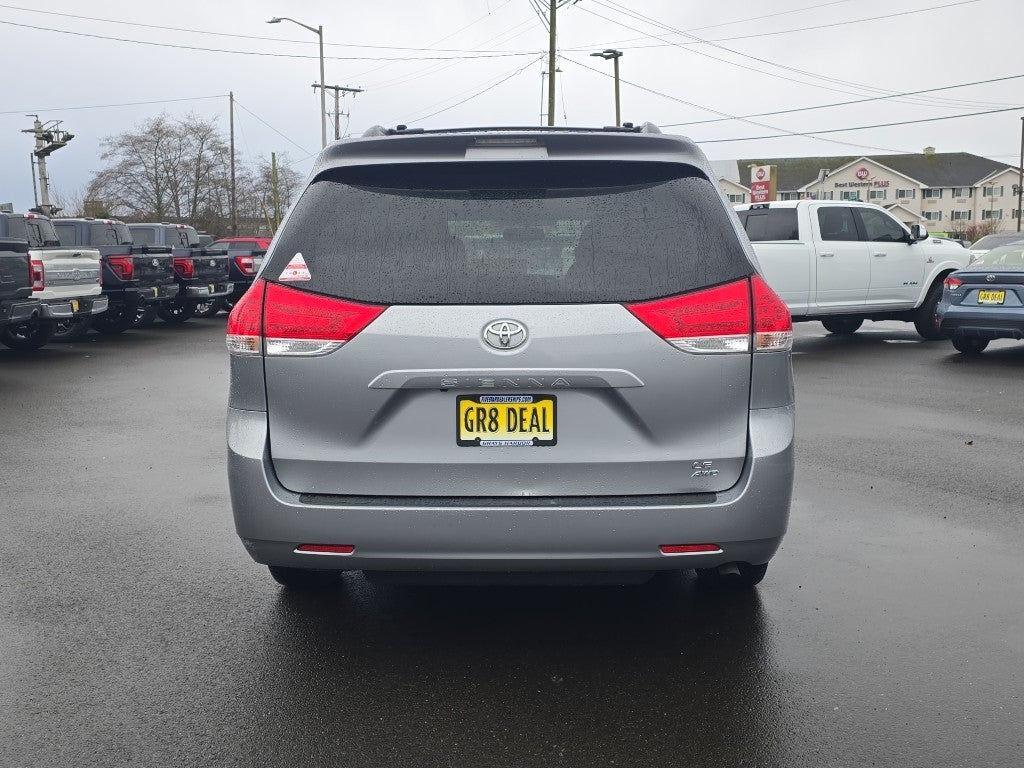 2013 Toyota Sienna LE