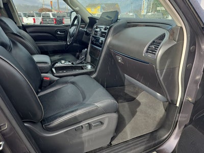 2024 INFINITI QX80 LUXE