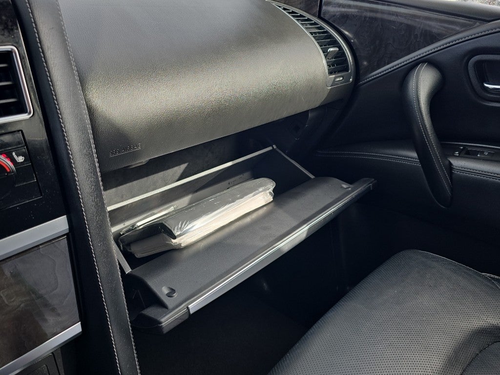 2024 INFINITI QX80 LUXE