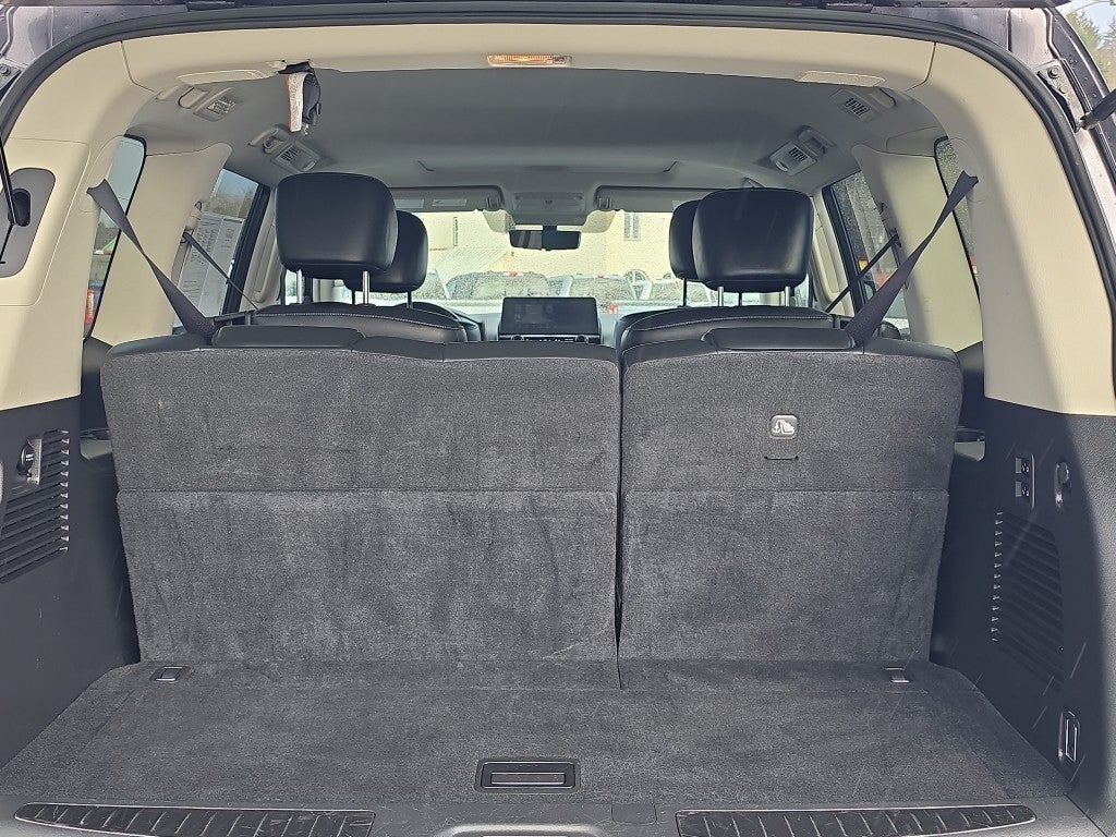 2024 INFINITI QX80 LUXE